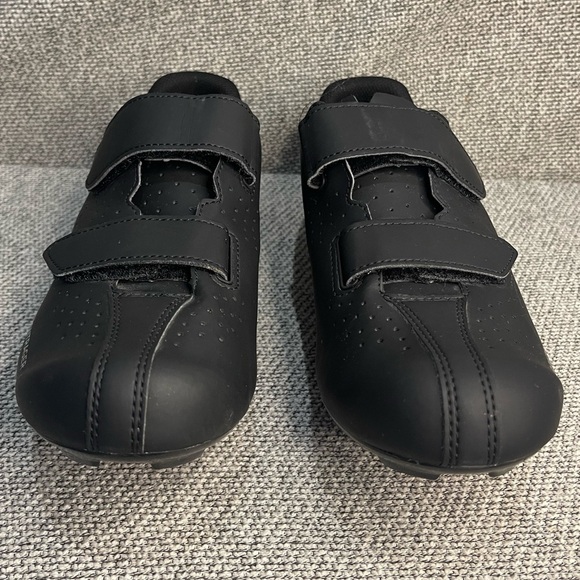 Black and Red Athletic Cycling Shoes with Velcro Straps main image 12